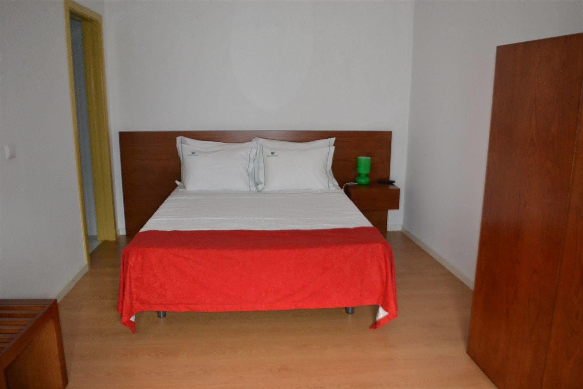 Hotel Comercio Резенде Экстерьер фото