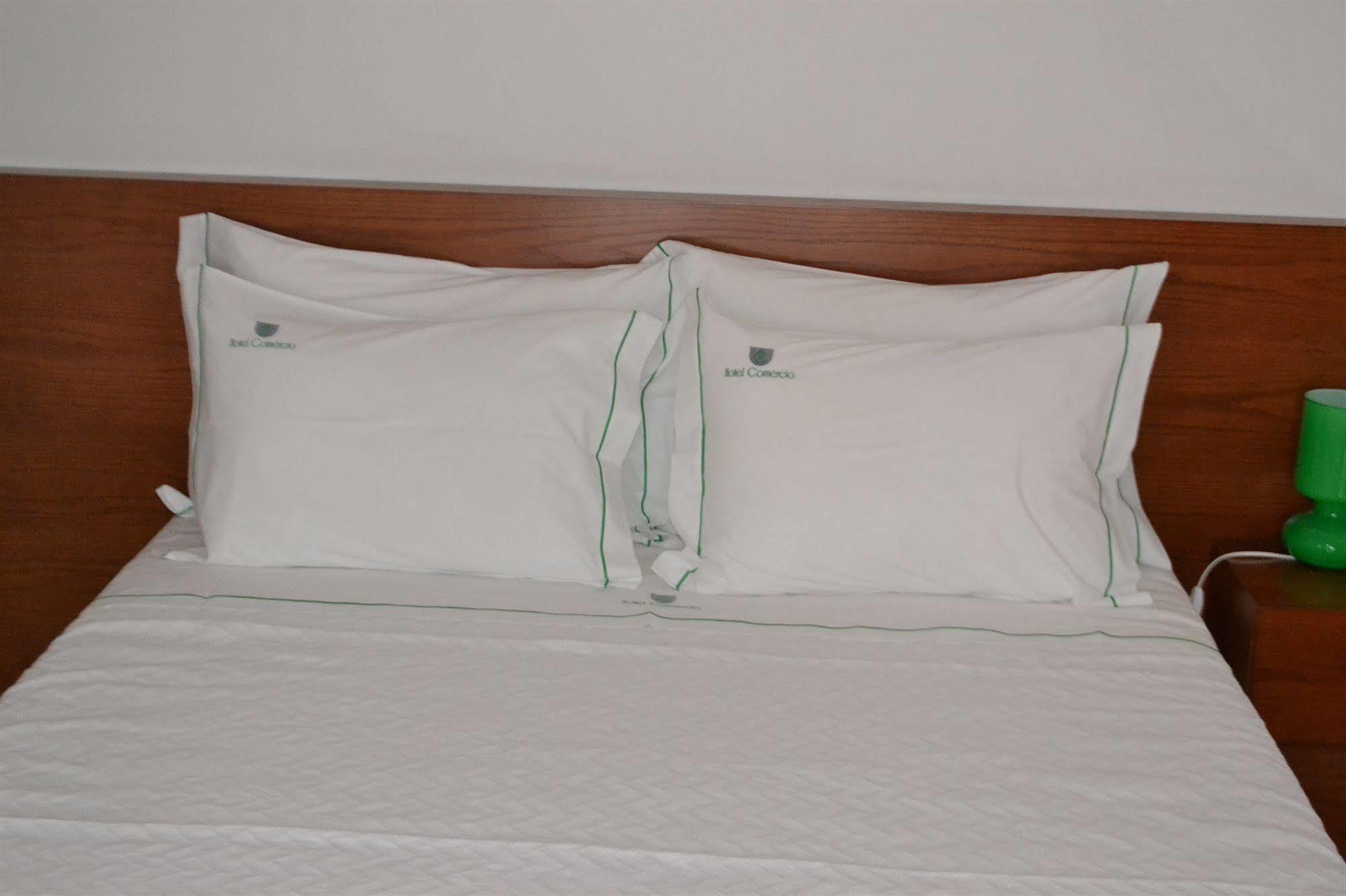 Hotel Comercio Резенде Экстерьер фото